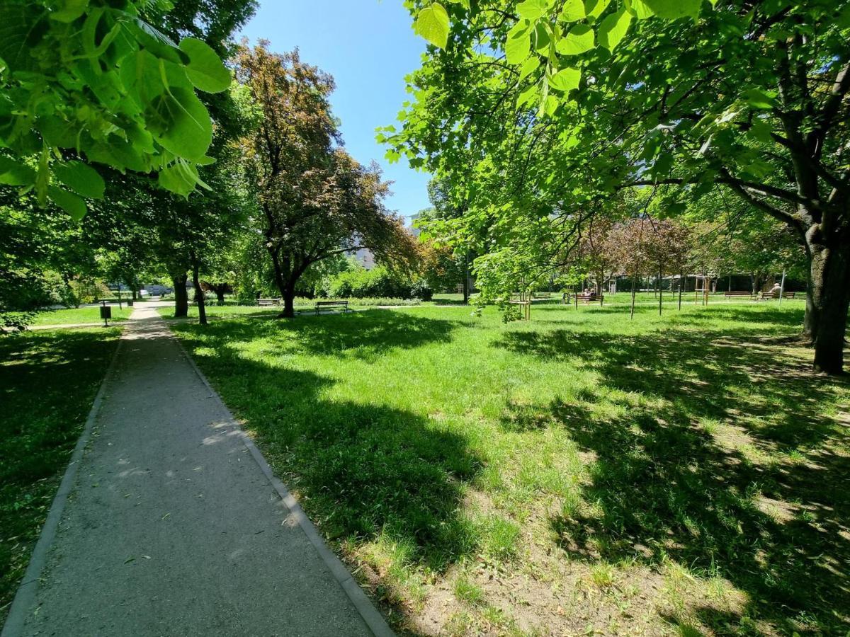 Centrum Warszawa - Center Of 华沙 外观 照片